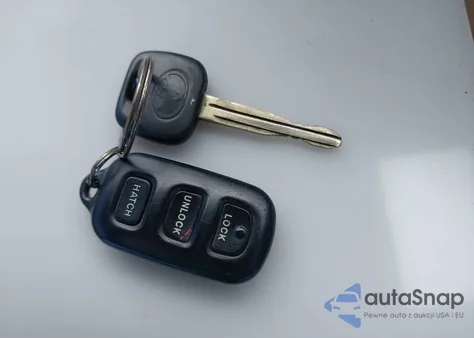 2004 Toyota Matrix Xr из США, поврежденный, VIN 2T1KR32E74C305337